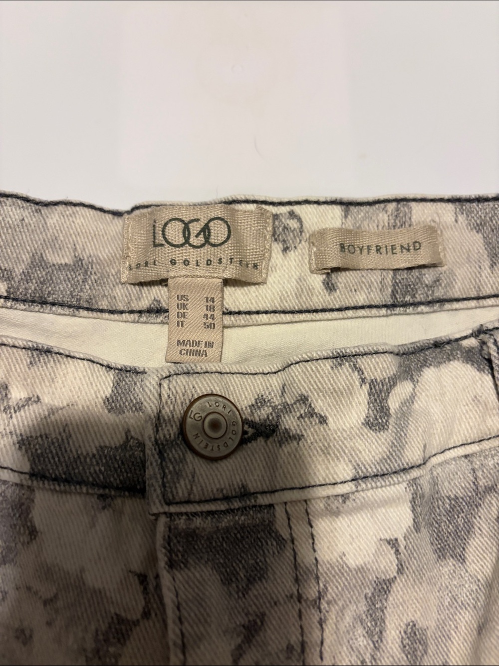 LOGO Lori Goldstein Boyfriend Jeans - White/Grey Floral Print